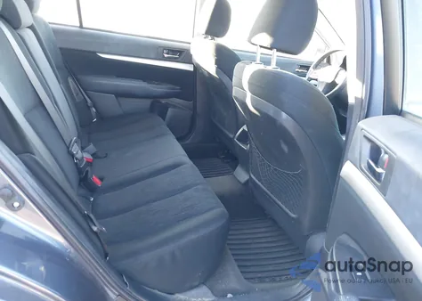 2013 Subaru Outback 2.5I z USA, uszkodzony, nr VIN 4S4BRBAC4D3299754